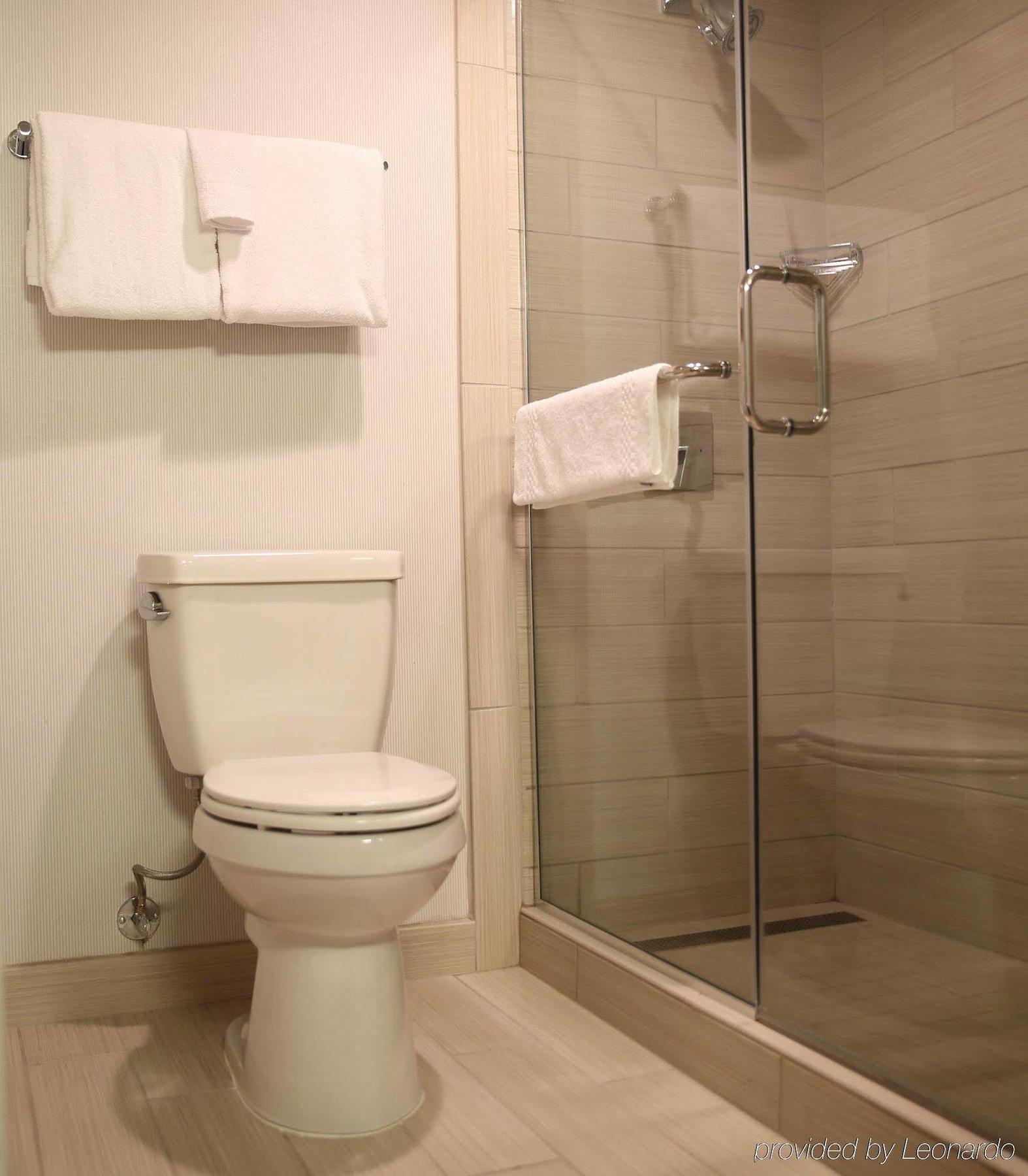 Courtyard By Marriott Santa Rosa Hotel Екстериор снимка